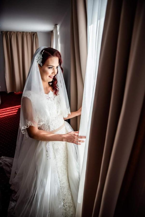 Hotel Dennis Medgyes Kültér fotó